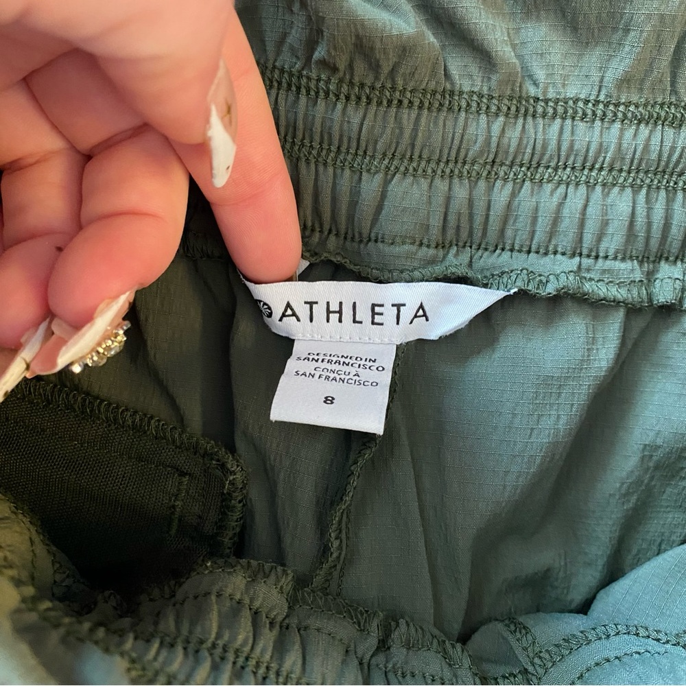 Athleta Green Activewear Shorts